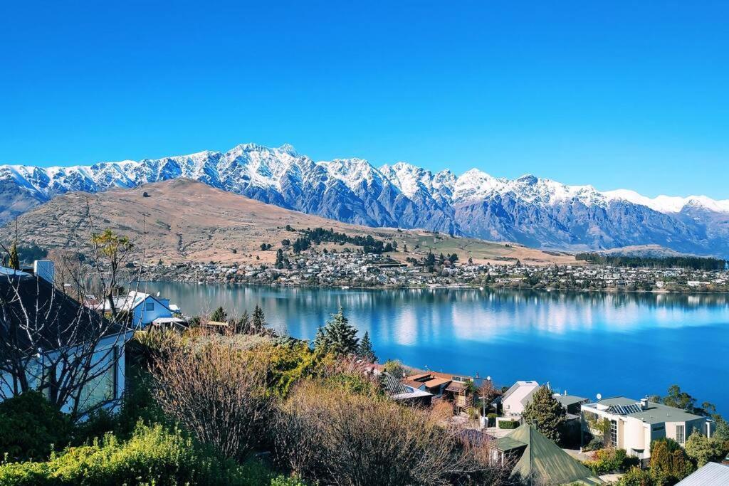 Lovely Apartment- Amazing Lake & Mountain Views Queenstown Buitenkant foto